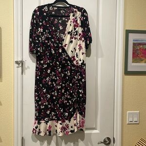 Lane Brant cute color block flower dress